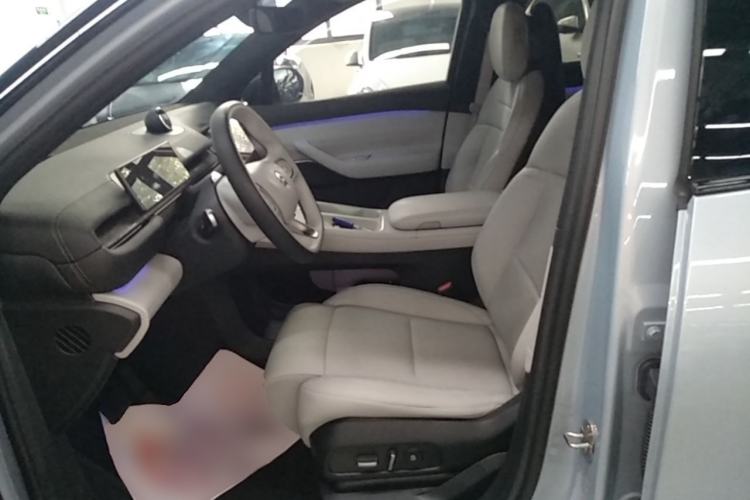 Used Nio ES6 2024 75 kWh Left Front Seat