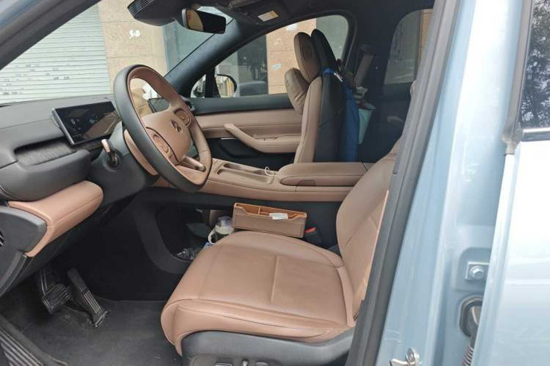 Used Nio ES6 2024 75 kWh Left Front Seat