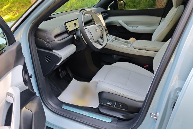 Used Nio ES6 2024 75 kWh Left Front Seat
