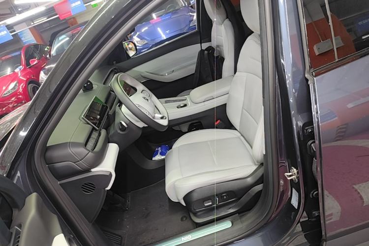 Used Nio ES6 2024 75 kWh Left Front Seat