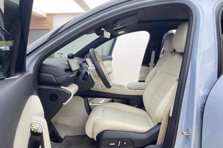 Used Nio ES6 2024 100kWh Left Front Seat