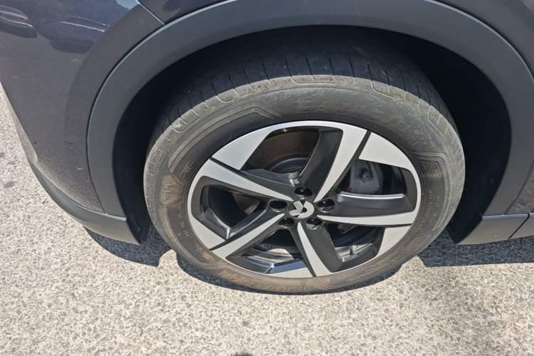 Used Nio ES6 2024 75 kWh Left Front Wheel Hub