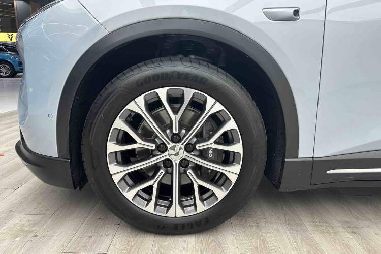 Used Nio ES6 2024 75 kWh Left Front Wheel Hub