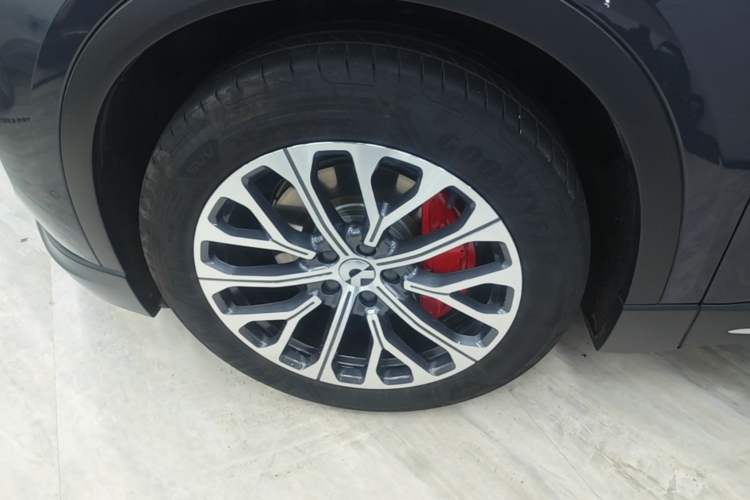 Used Nio ES6 2024 75 kWh Left Front Wheel Hub