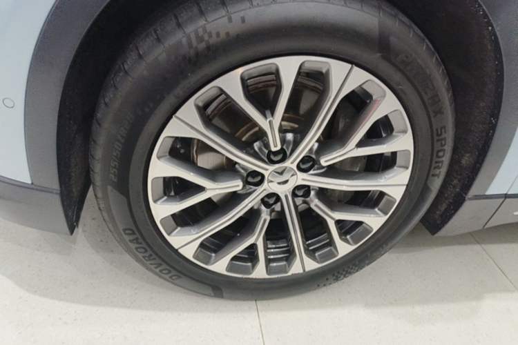 Used Nio ES6 2024 75 kWh Left Front Wheel Hub