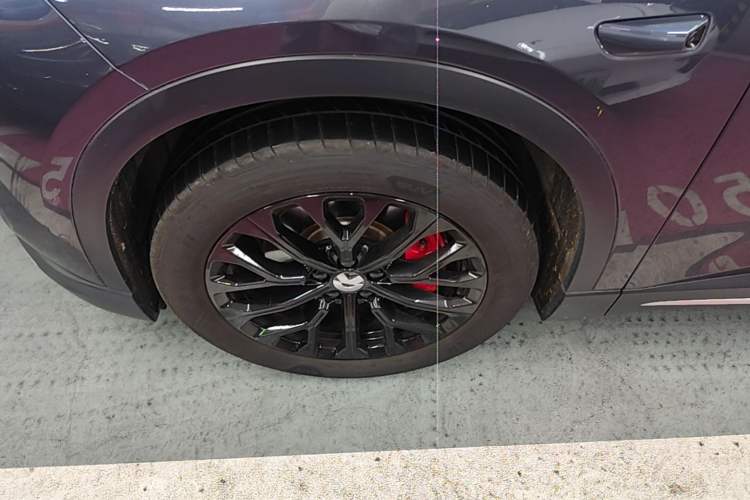 Used Nio ES6 2024 75 kWh Left Front Wheel Hub