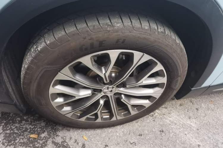 Used Nio ES6 2024 75 kWh Left Front Wheel Hub