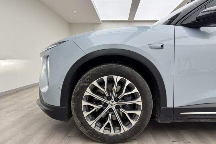 Used Nio ES6 2024 75 kWh Left Front Wheel Hub