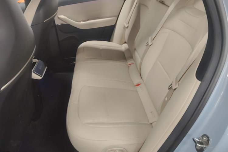 Used Nio ES6 2024 75 kWh Left Rear Seat