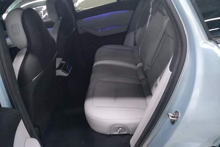 Used Nio ES6 2024 75 kWh Left Rear Seat