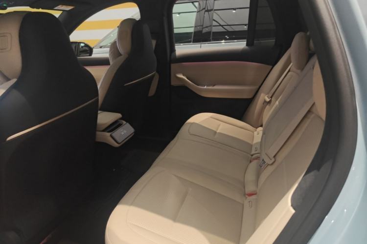 Used Nio ES6 2024 75 kWh Left Rear Seat
