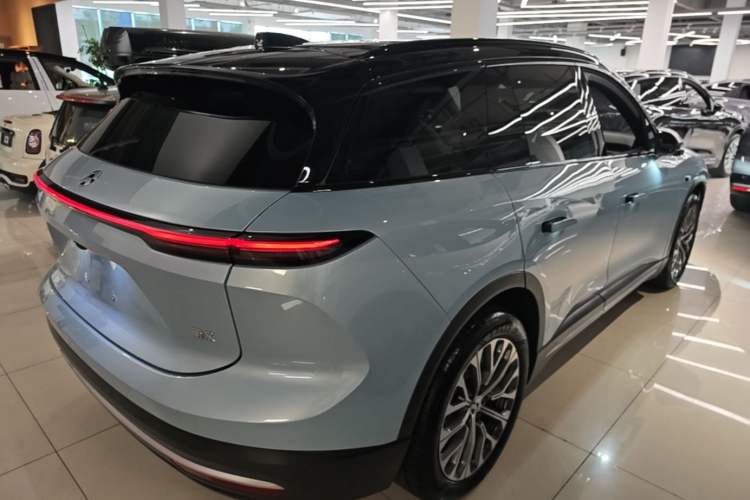 Used Nio ES6 2024 75 kWh Rear Right 45 Deg