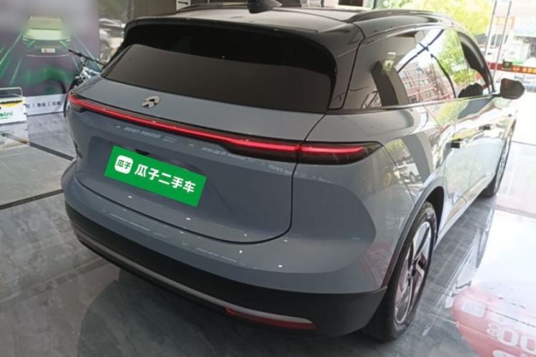 Used Nio ES6 2024 75 kWh Rear Right 45 Deg