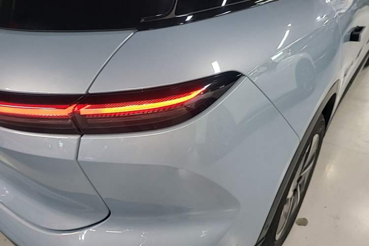 Used Nio ES6 2024 75 kWh Right Rear Taillight