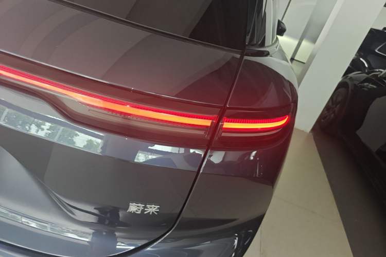 Used Nio ES6 2024 75 kWh Right Rear Taillight