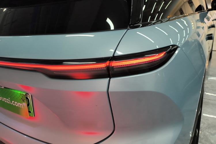 Used Nio ES6 2024 75 kWh Right Rear Taillight