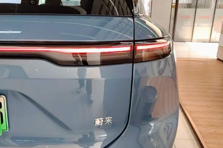 Used Nio ES6 2024 75 kWh Right Rear Taillight