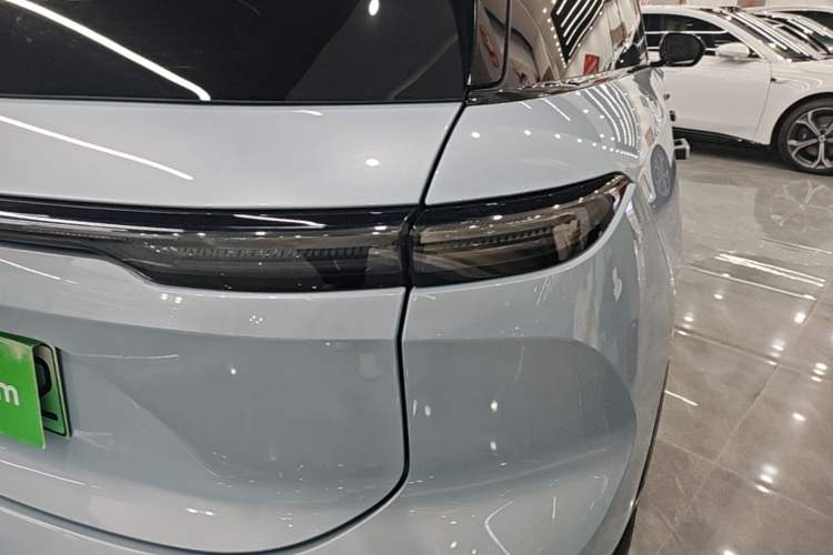 Used Nio ES6 2024 75 kWh Right Rear Taillight