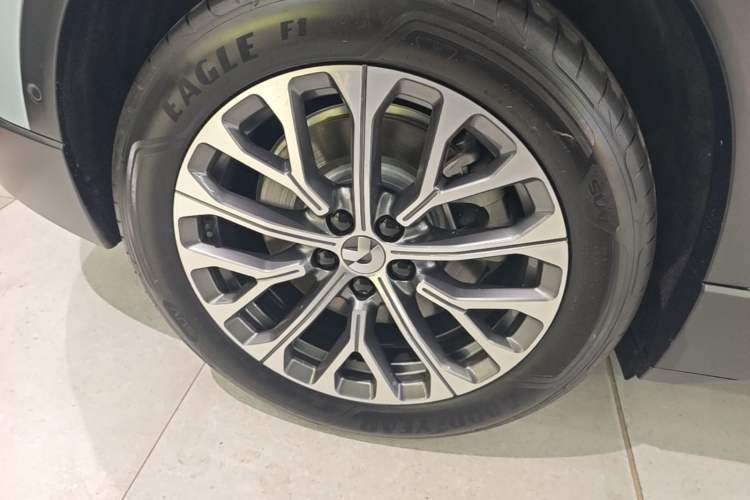 Used Nio ES6 2024 75 kWh Right Rear Wheel Hub