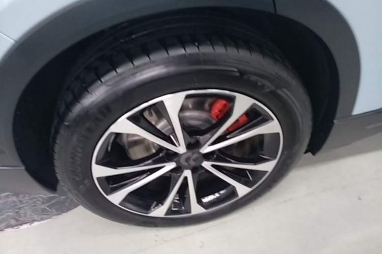 Used Nio ES6 2024 75 kWh Right Rear Wheel Hub