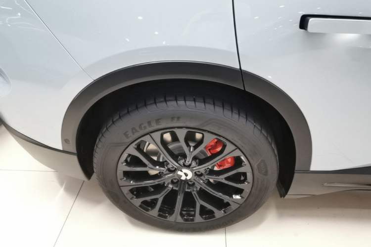 Used Nio ES6 2024 75 kWh Right Rear Wheel Hub