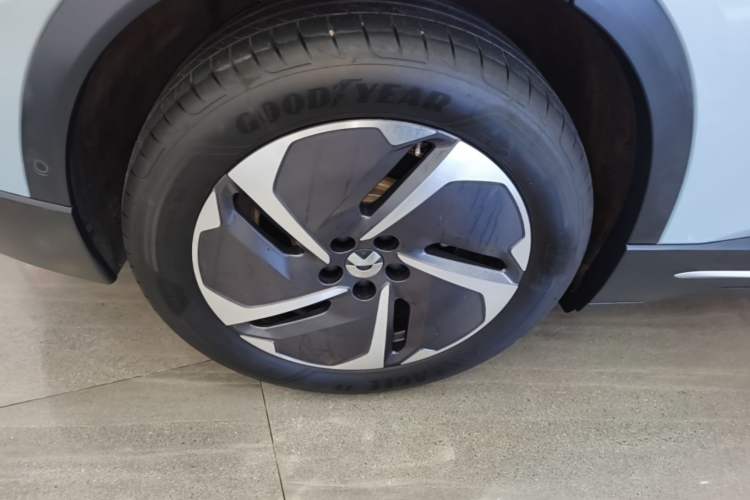 Used Nio ES6 2024 75 kWh Right Rear Wheel Hub