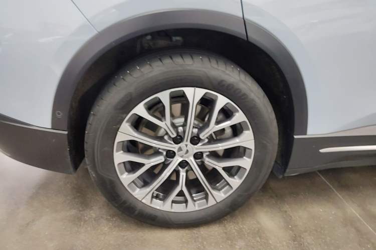 Used Nio ES6 2024 75 kWh Right Rear Wheel Hub