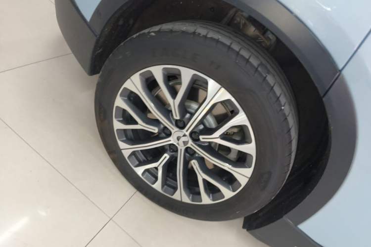 Used Nio ES6 2024 75 kWh Right Rear Wheel Hub