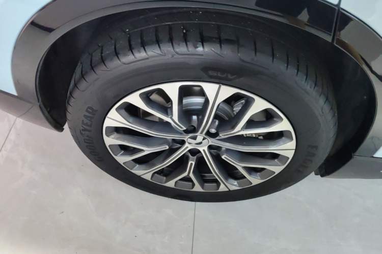 Used Nio ES6 2024 75 kWh Right Rear Wheel Hub