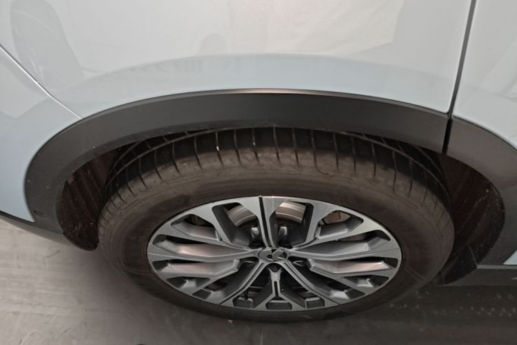 Used Nio ES6 2024 75 kWh Right Rear Wheel Hub