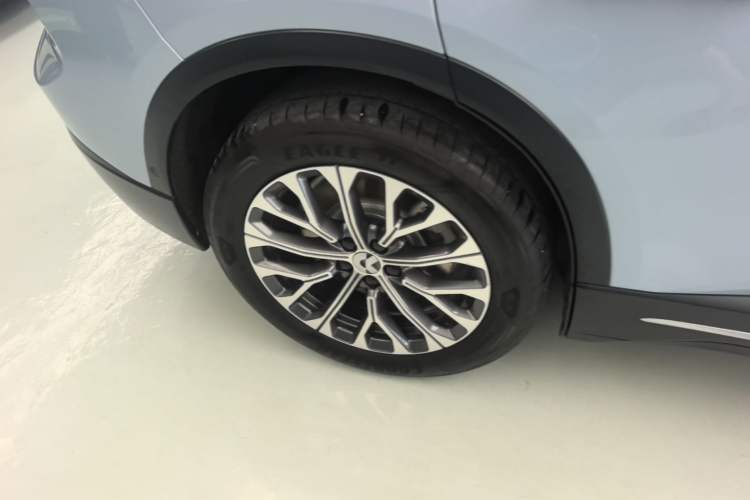 Used Nio ES6 2024 75 kWh Right Rear Wheel Hub