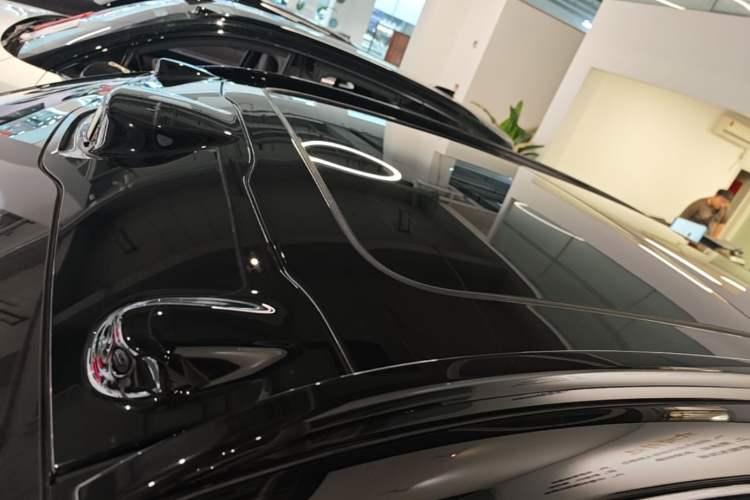 Used Nio ES6 2024 75 kWh Roof