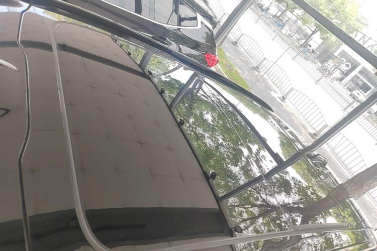 Used Nio ES6 2024 75 kWh Roof