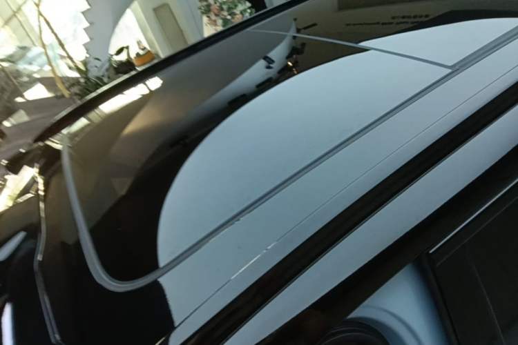 Used Nio ES6 2024 75 kWh Roof