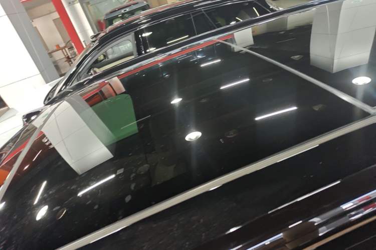 Used Nio ES6 2024 75 kWh Roof