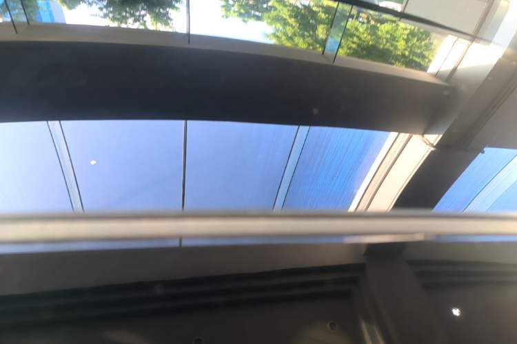Used Nio ES6 2024 75 kWh Roof