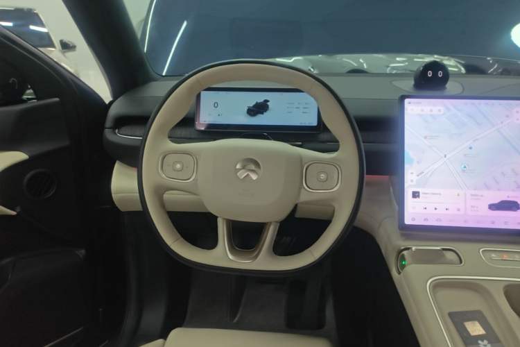 Used Nio ES6 2024 75 kWh Steering Wheel