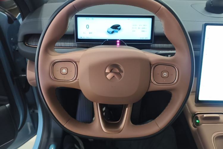 Used Nio ES6 2024 75 kWh Steering Wheel