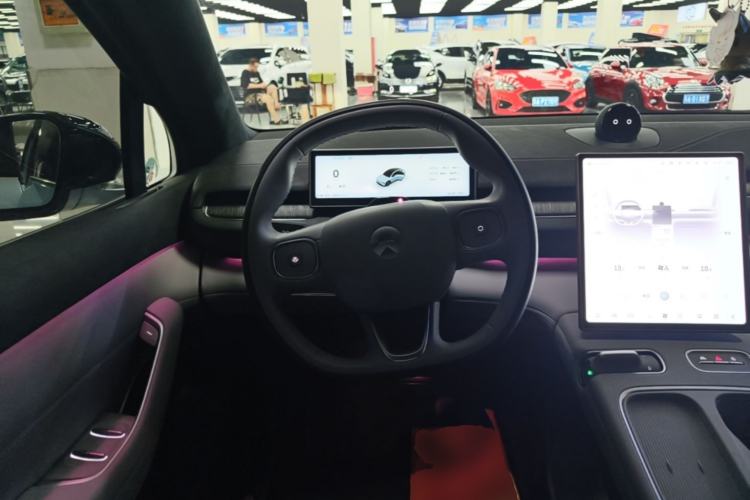 Used Nio ES6 2024 75 kWh Steering Wheel