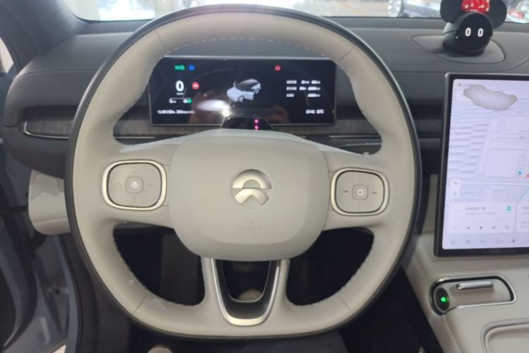 Used Nio ES6 2024 75 kWh Steering Wheel