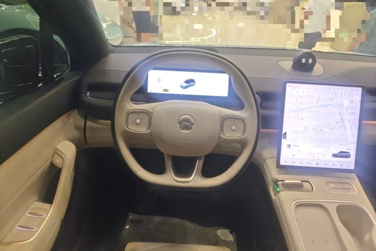Used Nio ES6 2024 75 kWh Steering Wheel