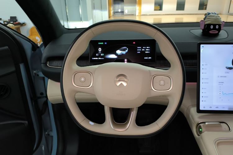 Used Nio ES6 2024 75 kWh Steering Wheel