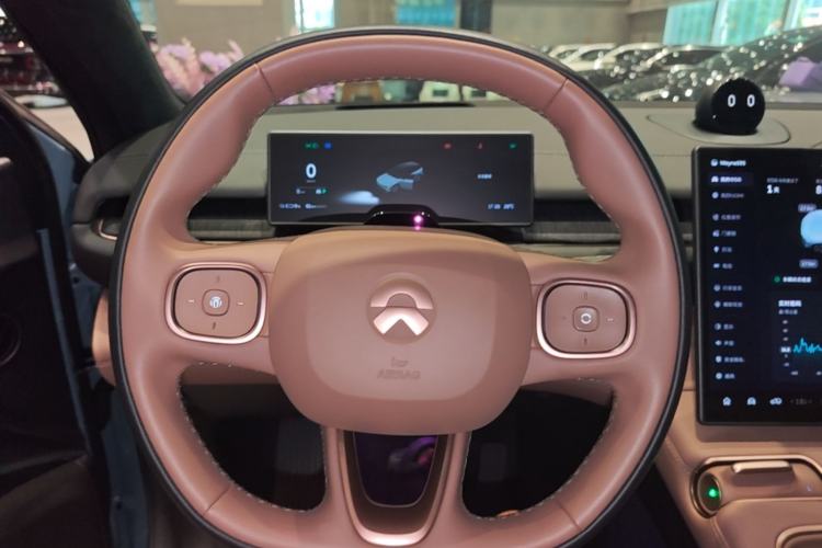 Used Nio ES6 2024 75 kWh Steering Wheel