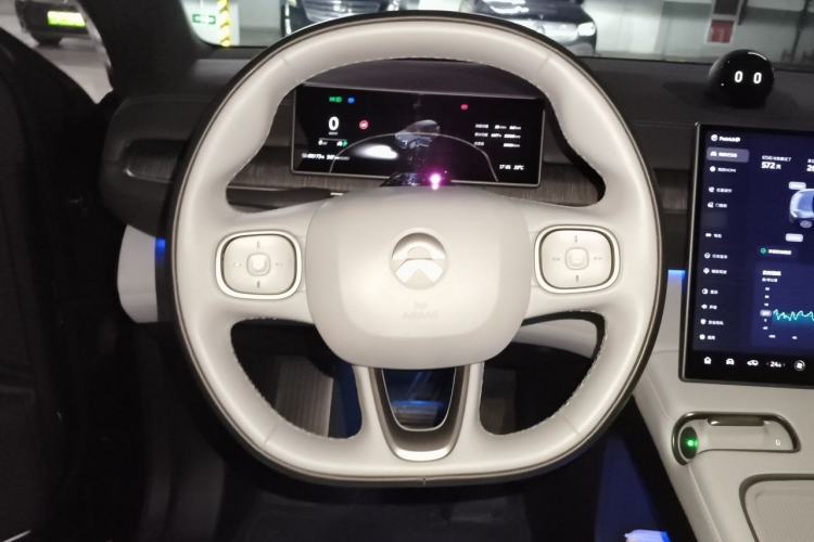 Used Nio ES6 2024 75 kWh Steering Wheel