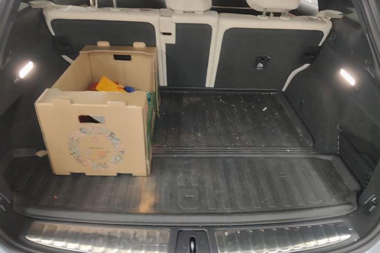 Used Nio ES6 2024 75 kWh Trunk