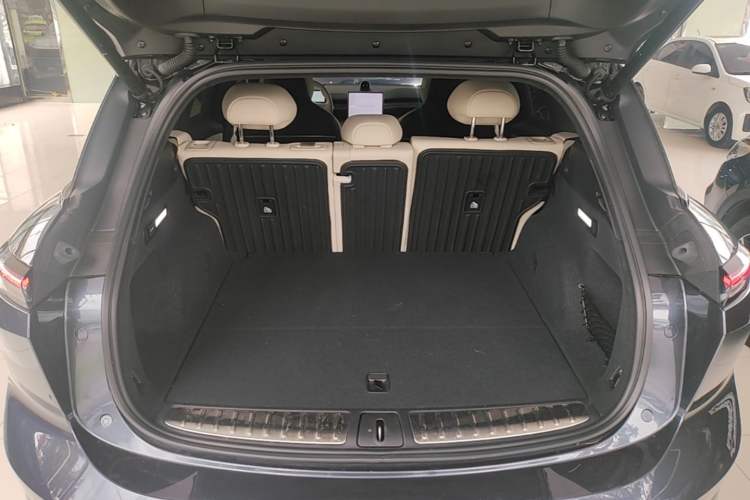 Used Nio ES6 2024 75 kWh Trunk