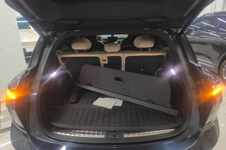Used Nio ES6 2024 75 kWh Trunk