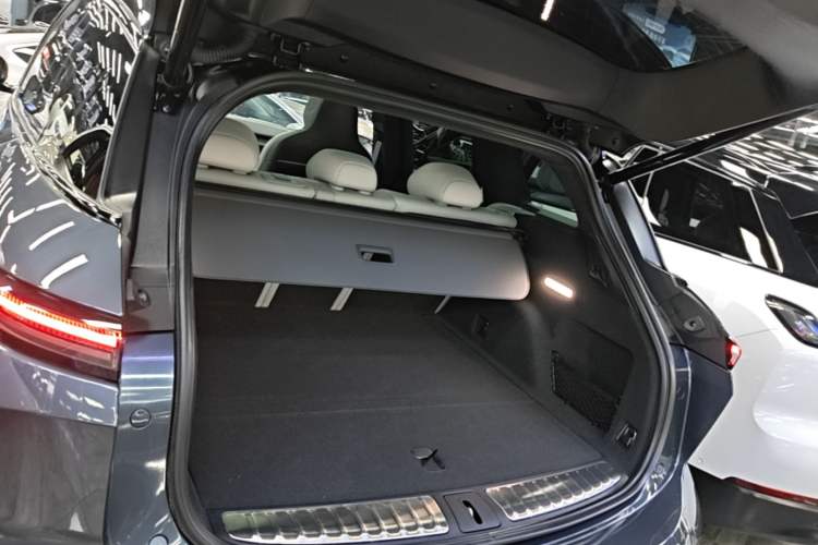 Used Nio ES6 2024 75 kWh Trunk