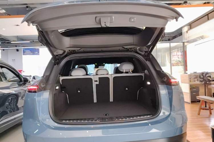 Used Nio ES6 2024 75 kWh Trunk