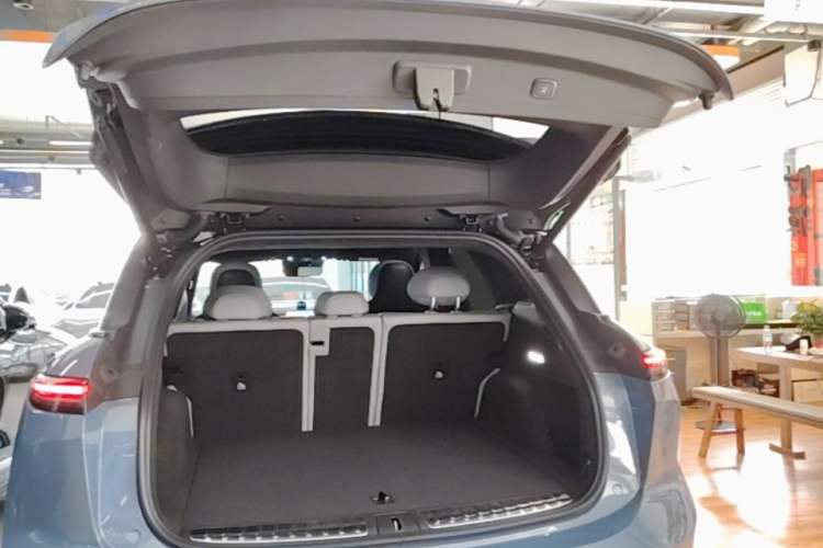 Used Nio ES6 2024 75 kWh Trunk